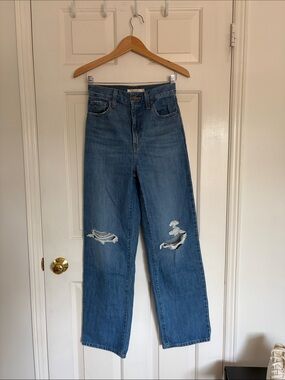 Levi's High Waisted Straight Jeans Distressed Light Wash | Size 24
